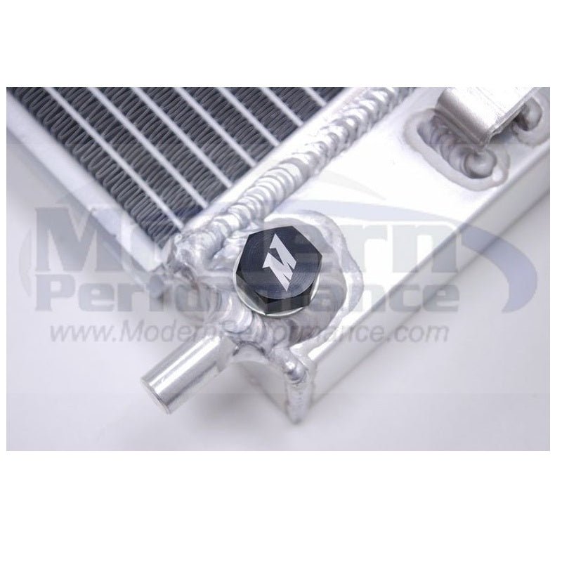 Mishimoto Aluminum Radiator, 05-10 Cobalt 2.0L / 2.2L / 2.4L